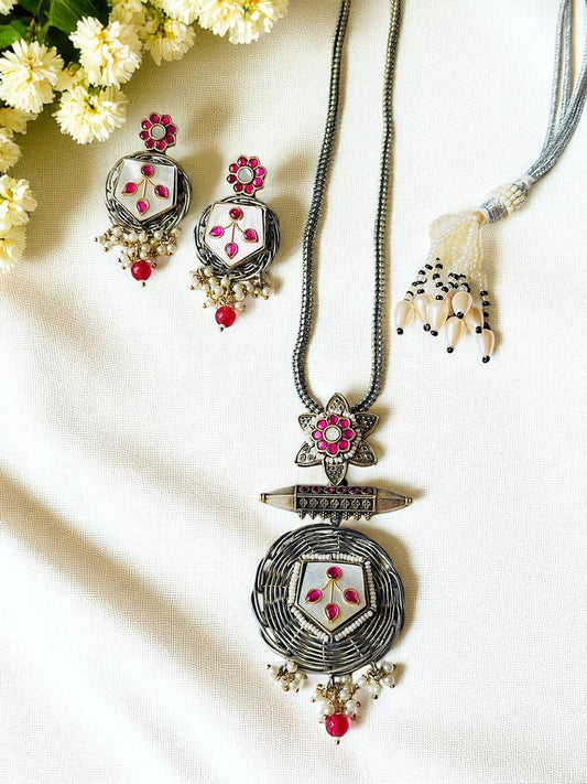 Vintage Victorian Necklace Set