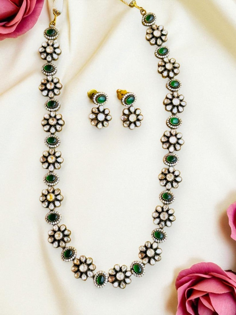 Liza Emerald and Polki Necklace