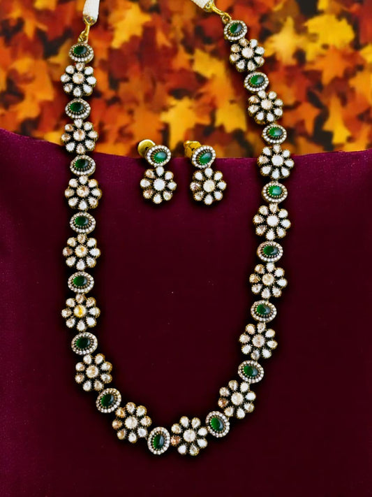 Liza Emerald and Polki Necklace