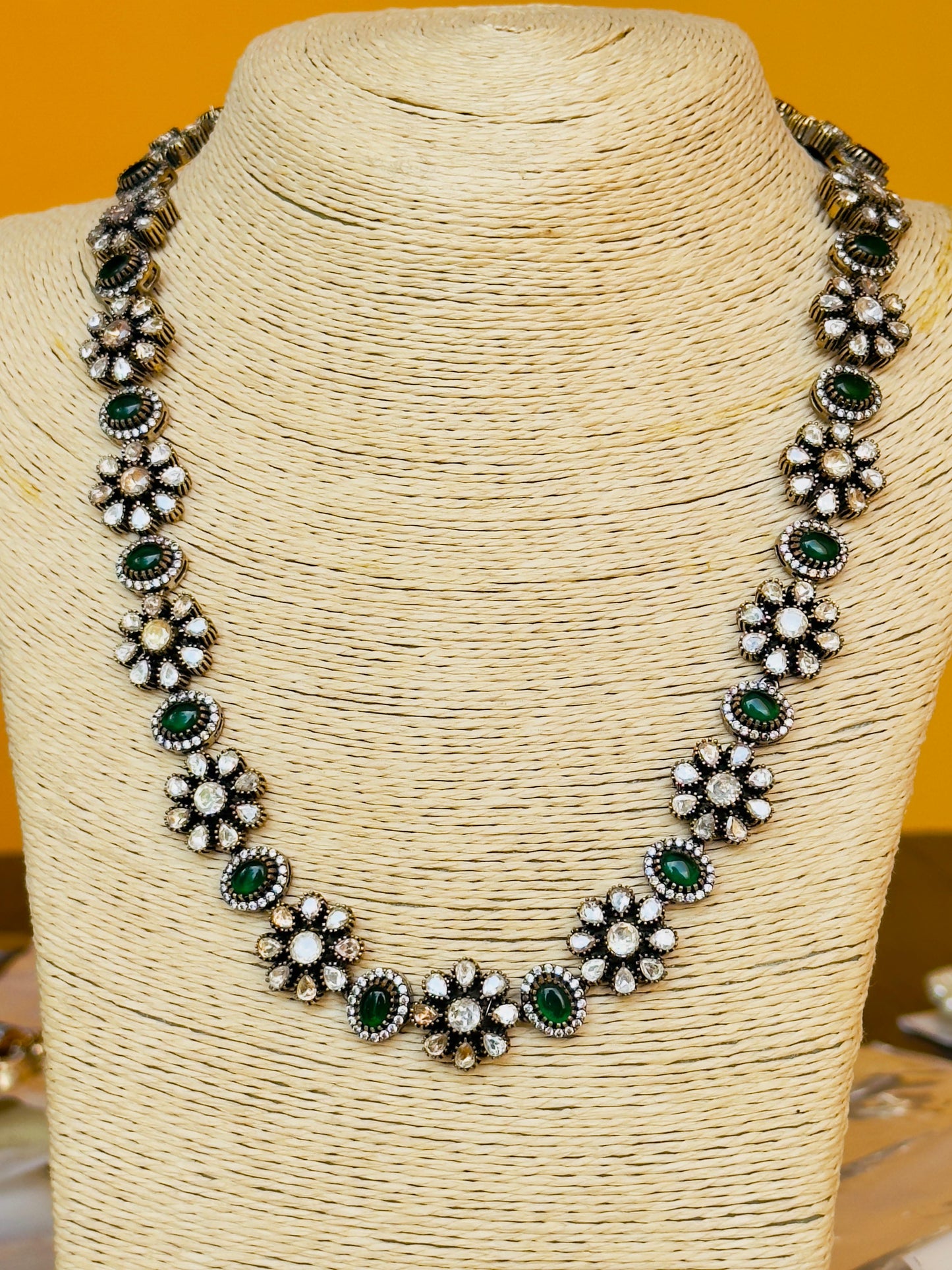 Liza Emerald and Polki Necklace
