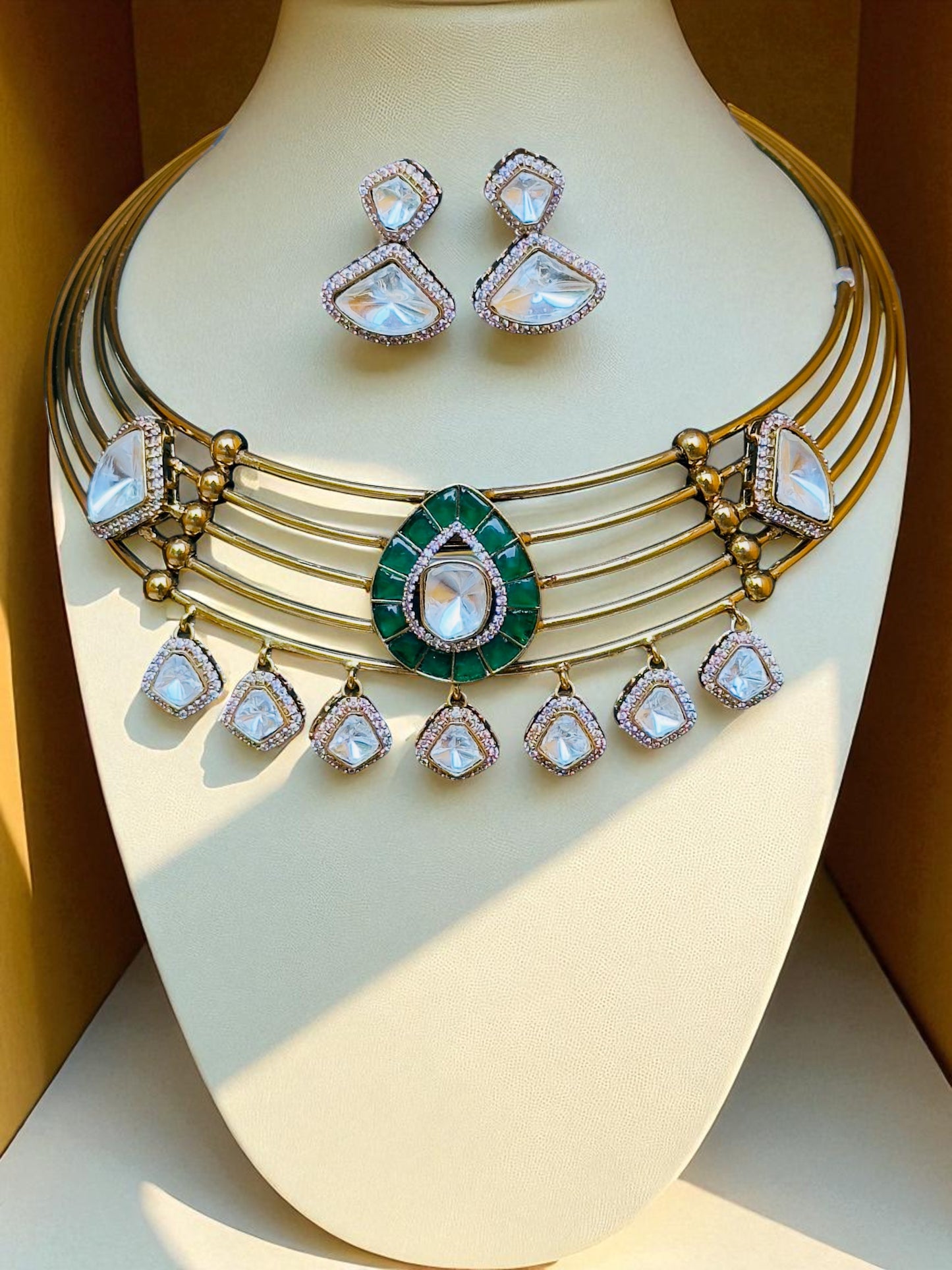 Meher Emerald Drop Hasli Necklace Set