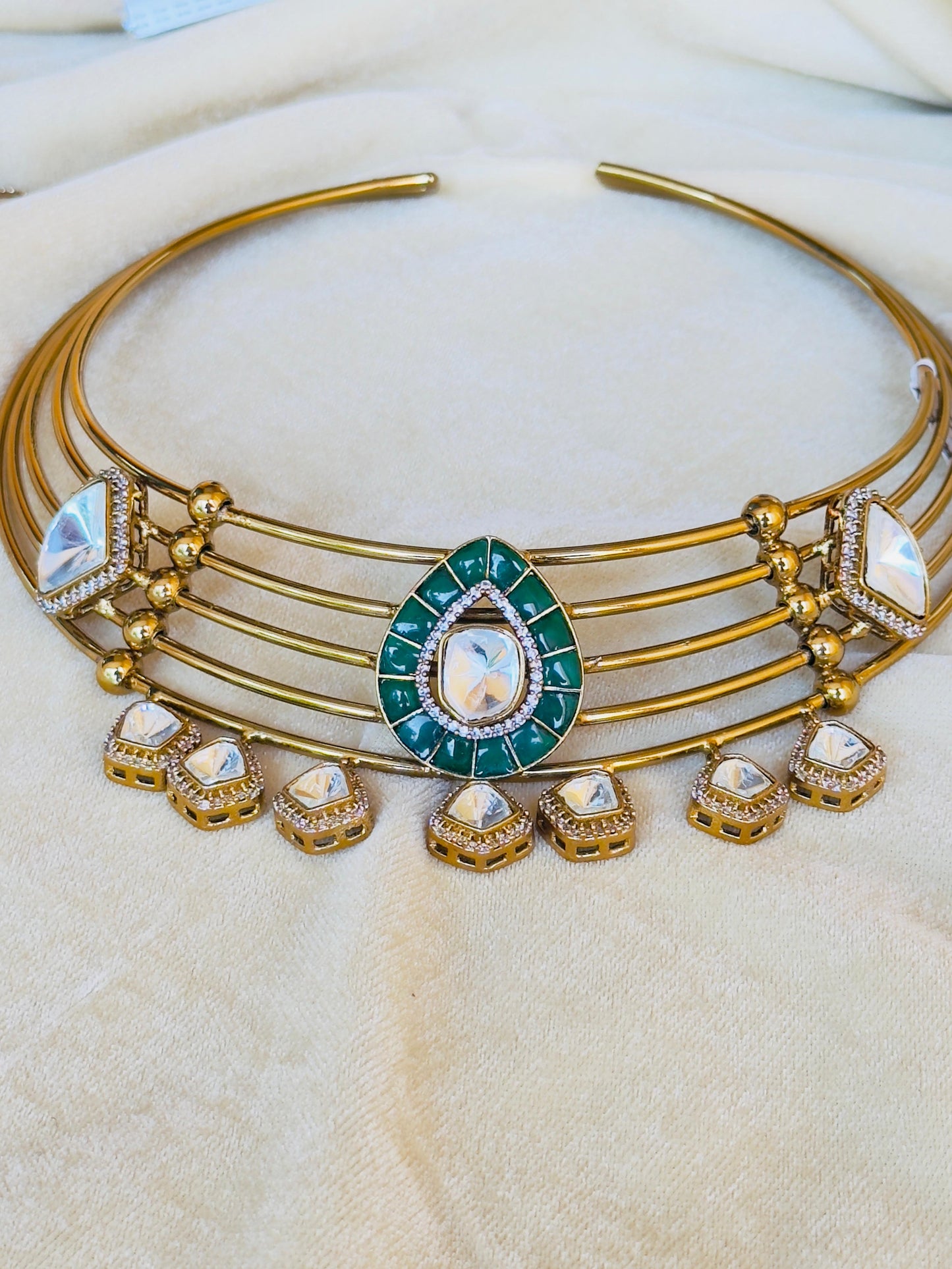 Meher Emerald Drop Hasli Necklace Set