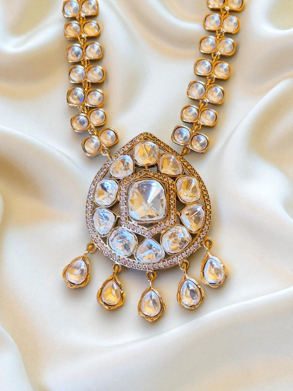 Laasya Kundan Polki Moissanite Necklace Set