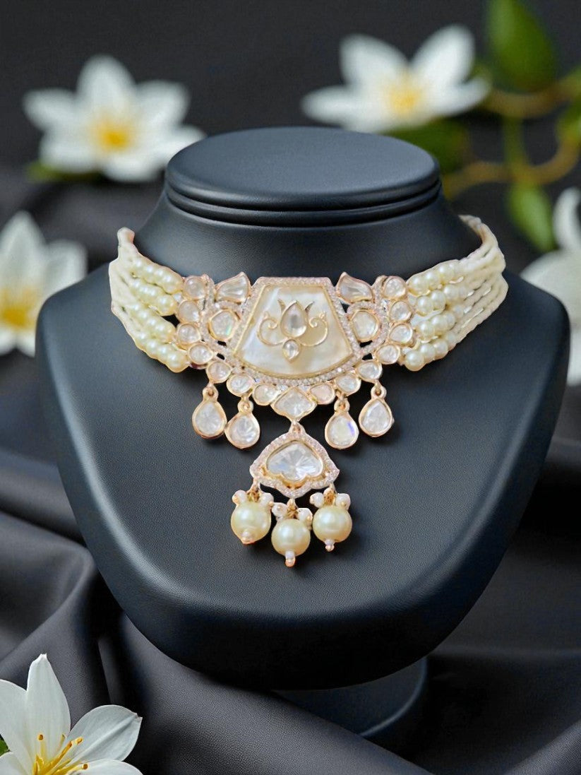 Akshara Moissanite Choker Set