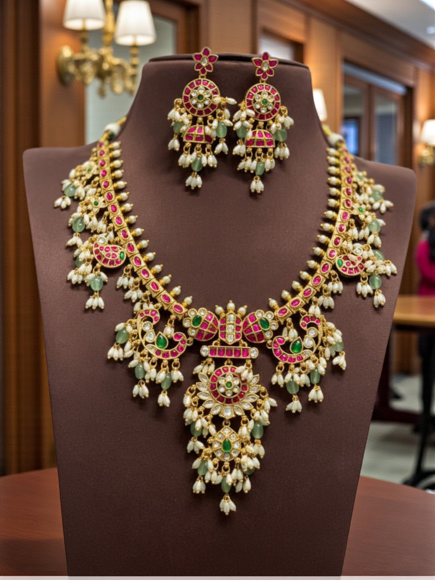Vrinda Jadau Necklace Set