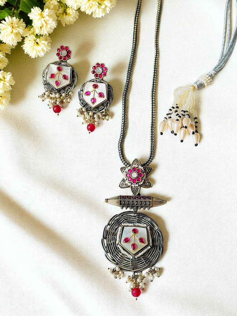 Vintage Victorian Necklace Set