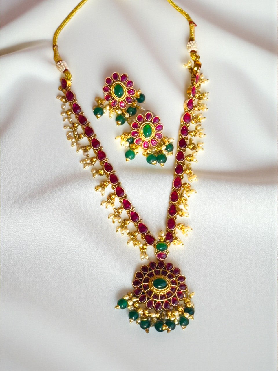Rivas Antique Ruby & Green Beaded Necklace Set