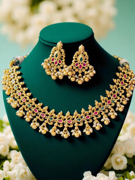 Sabhyata Antique Necklace Set