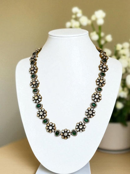Liza Emerald and Polki Necklace