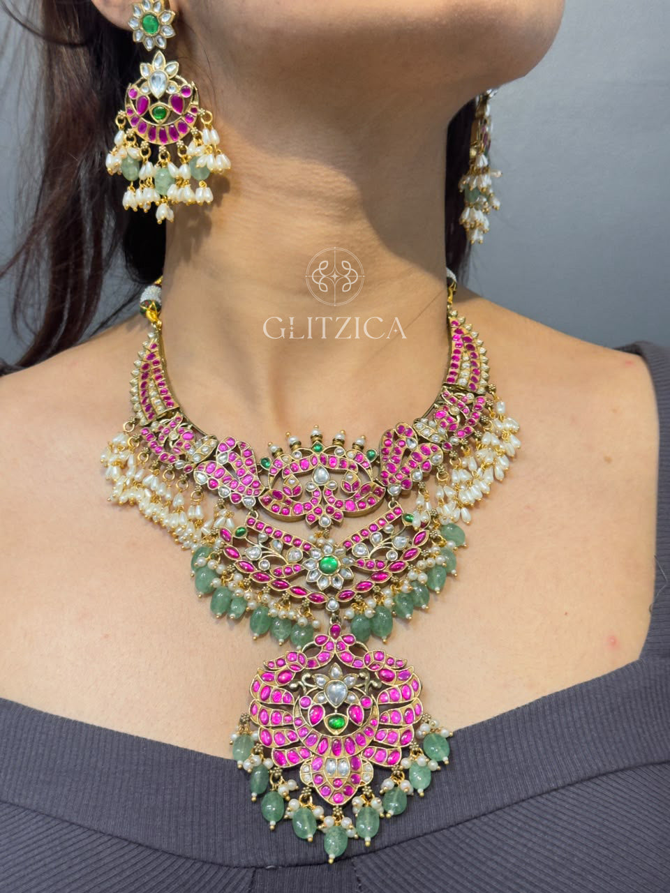 Grand Jadau Necklace Set