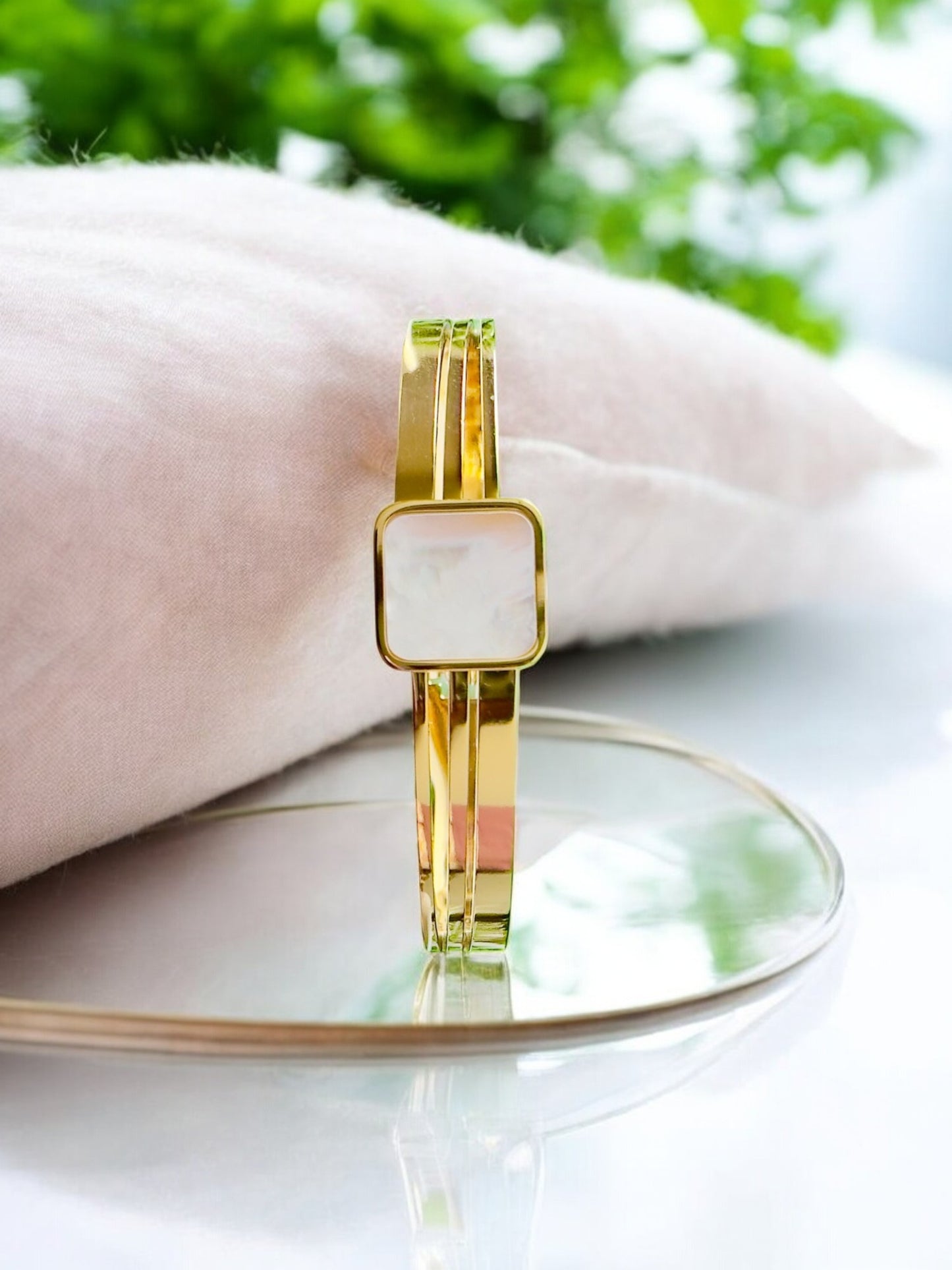 Modern Minimalist Mother of Pearl Gold-plated Kada Bracelet