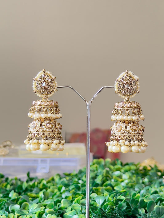 Mehram Jhumka earrings