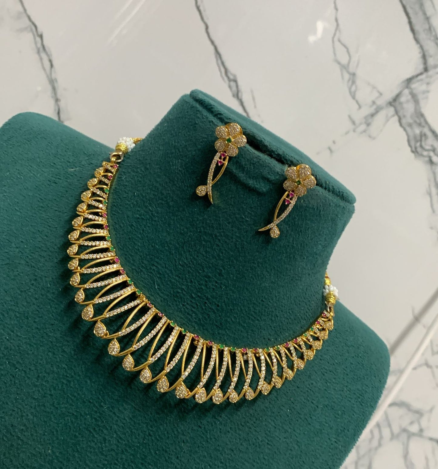 Luxury Fan-Style 18K Gold-plated Necklace Set