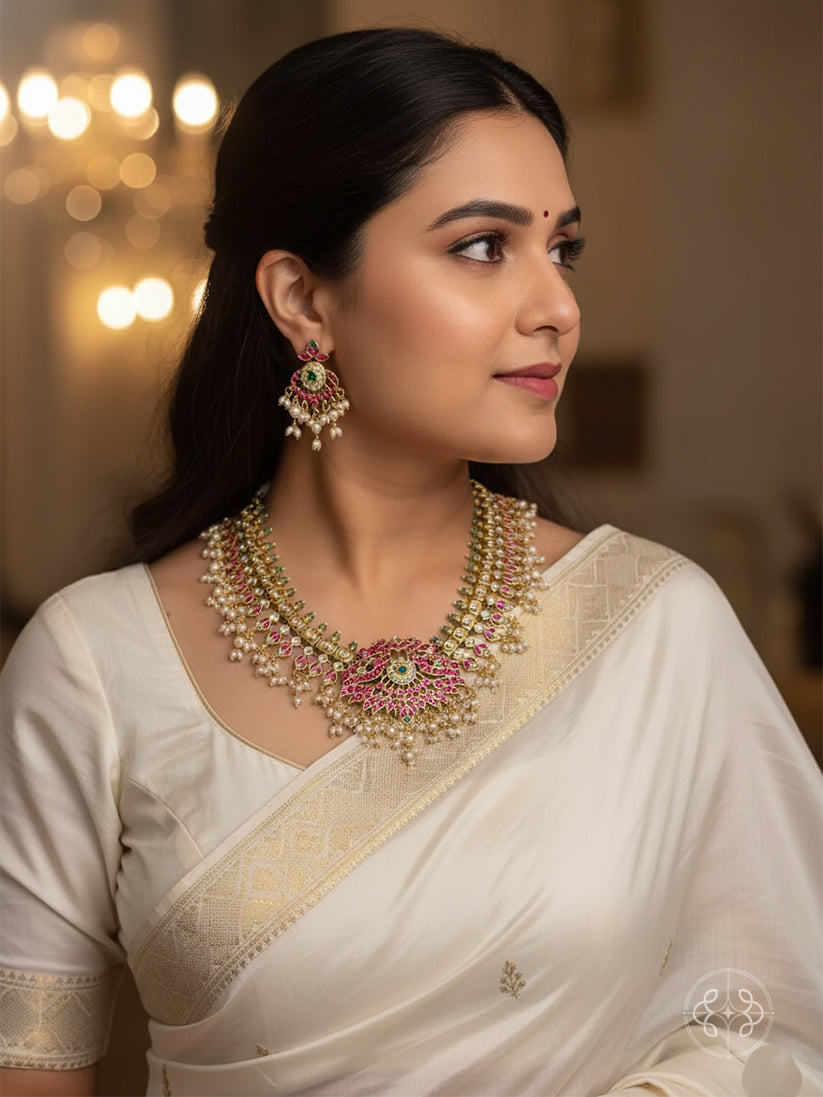 Short Athira Jadau Antique Necklace Set