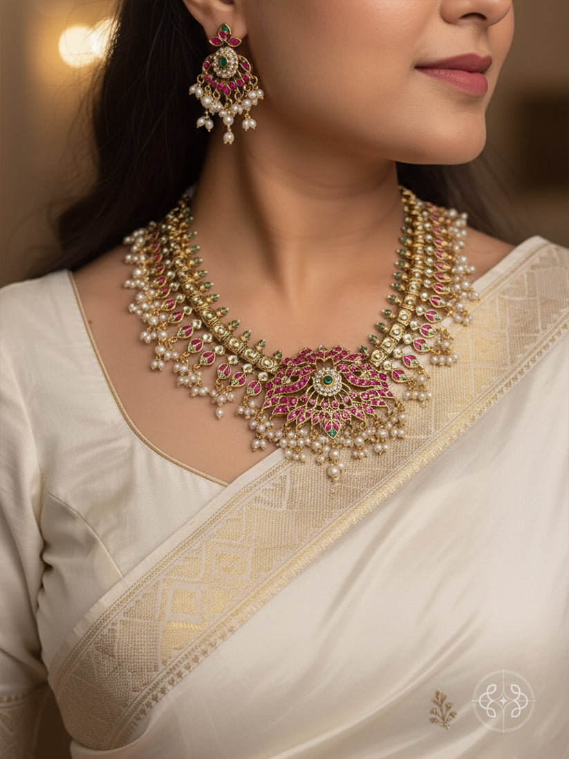 Short Athira Jadau Antique Necklace Set