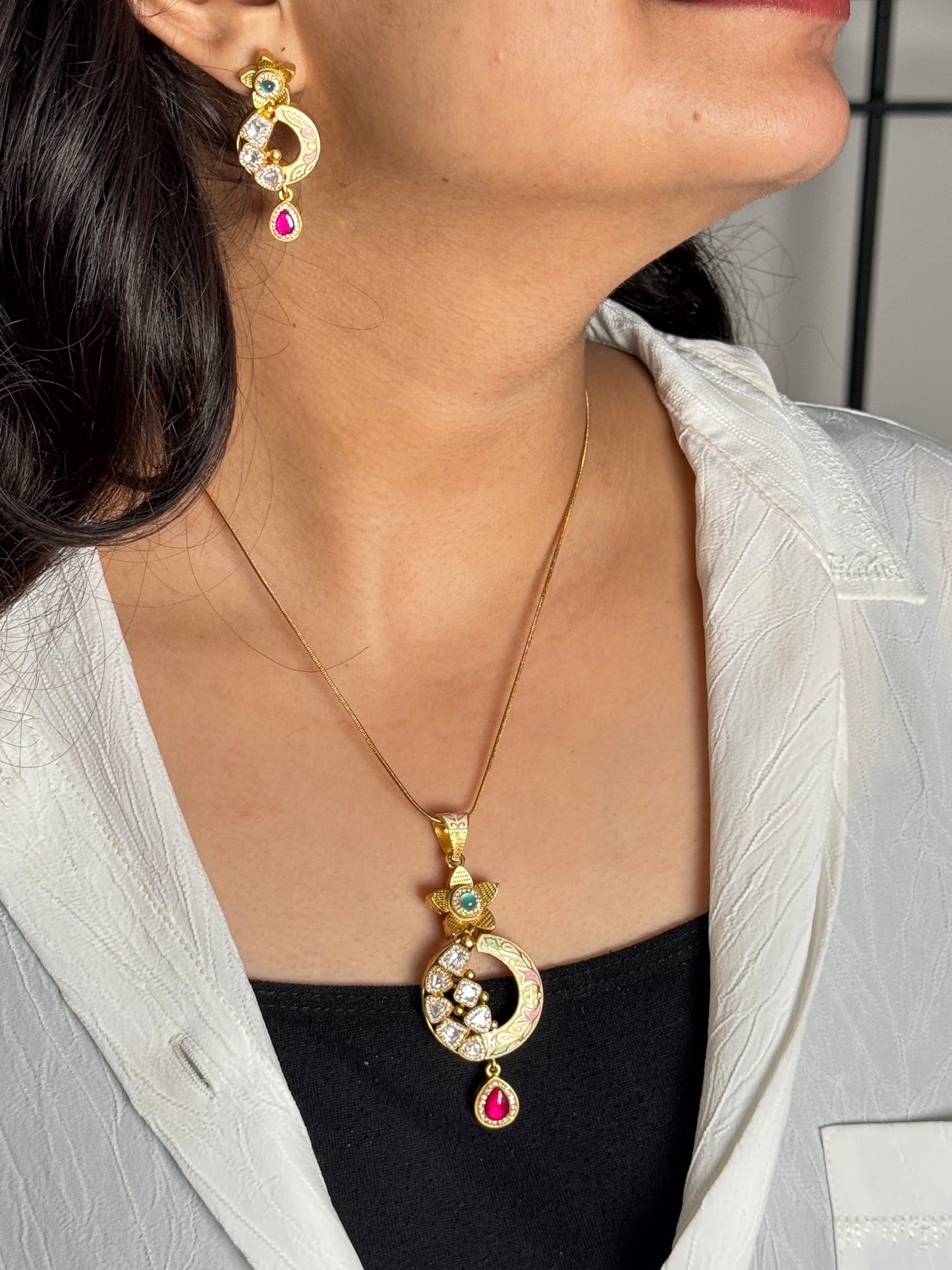 Royal Kundan Polki Pendant Set
