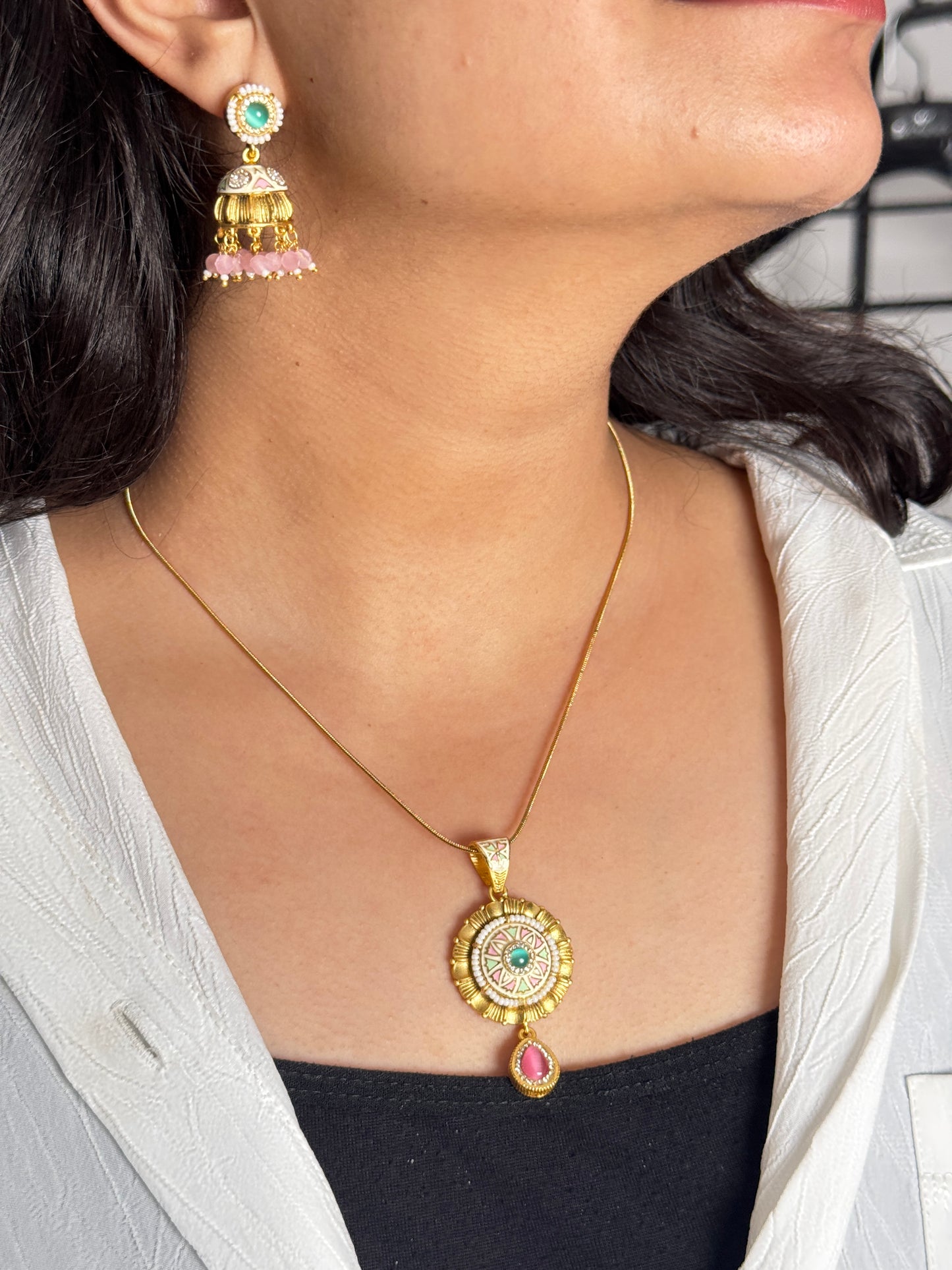 Meenakari Stone Pendant Set
