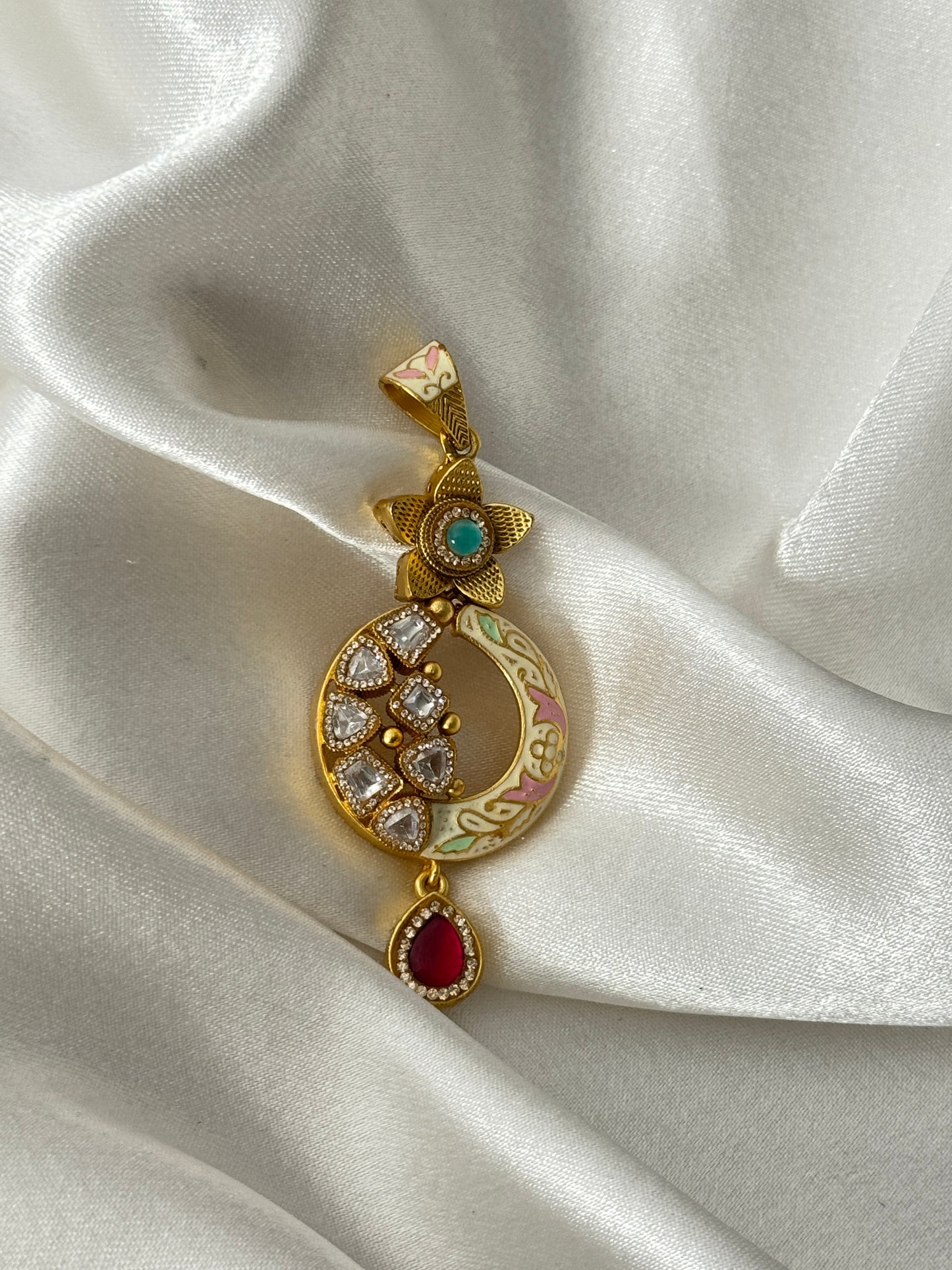 Royal Kundan Polki Pendant Set