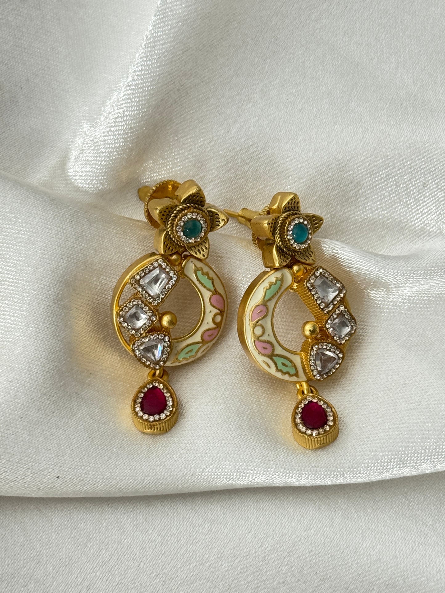 Royal Kundan Polki Pendant Set