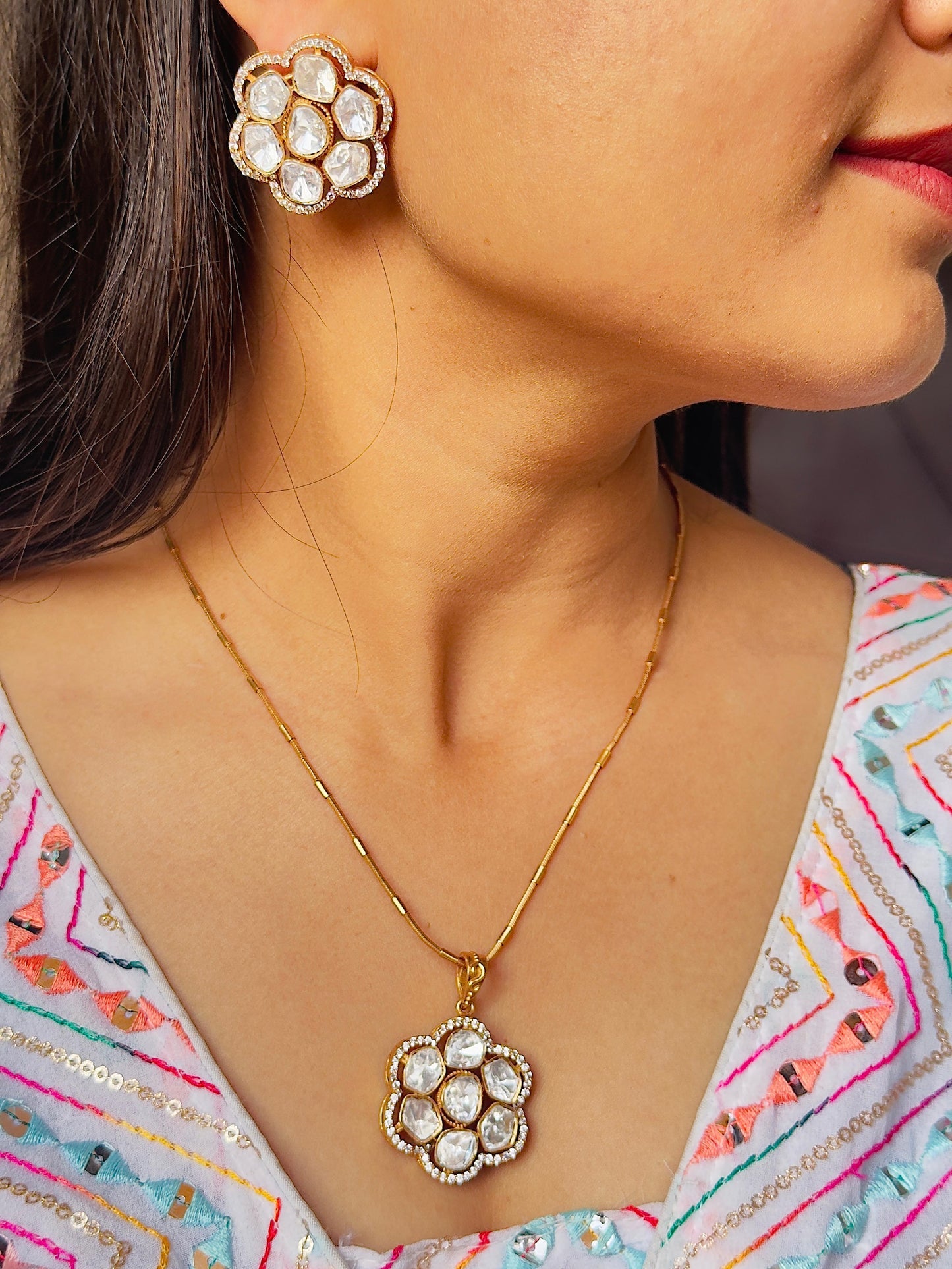 Kashvi Moissanite Chain Pendant Set