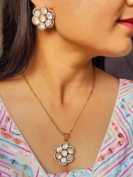 Kashvi Moissanite Chain Pendant Set