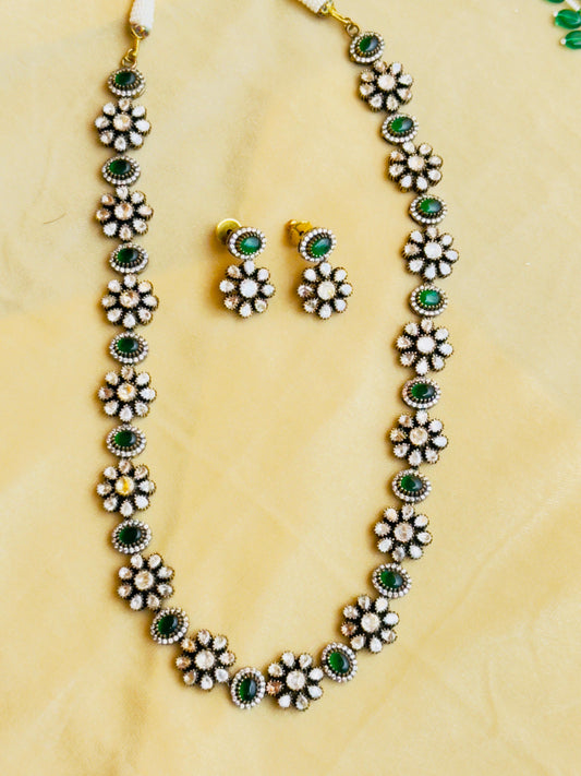 Liza Emerald and Polki Necklace
