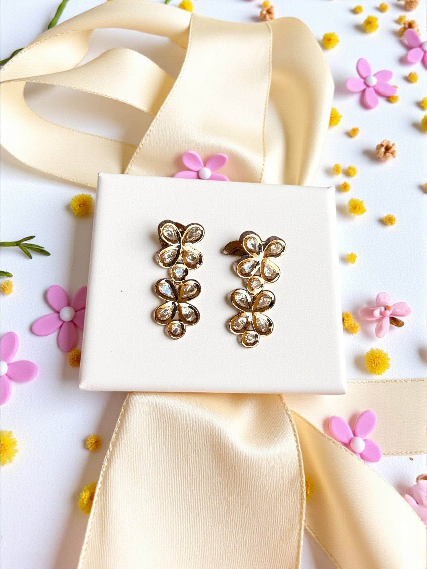 Rosette Luxe Polki Necklace Set