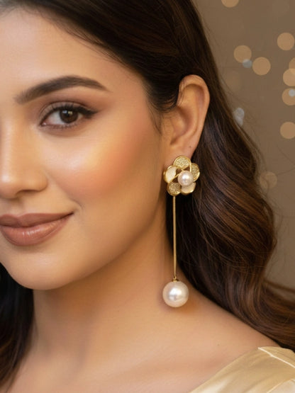Pearl Blossom 18K Gold Plated Mother of Pearl Drop Earrings