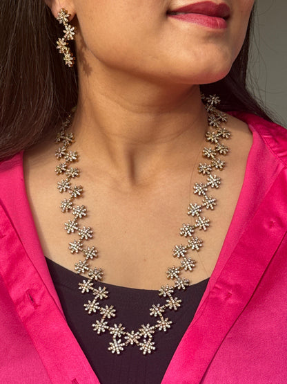 CZ Stone Daisy Necklace Set