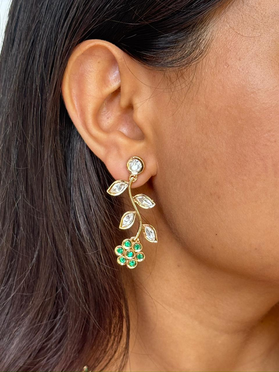 Pankhuri Floral Necklace Set