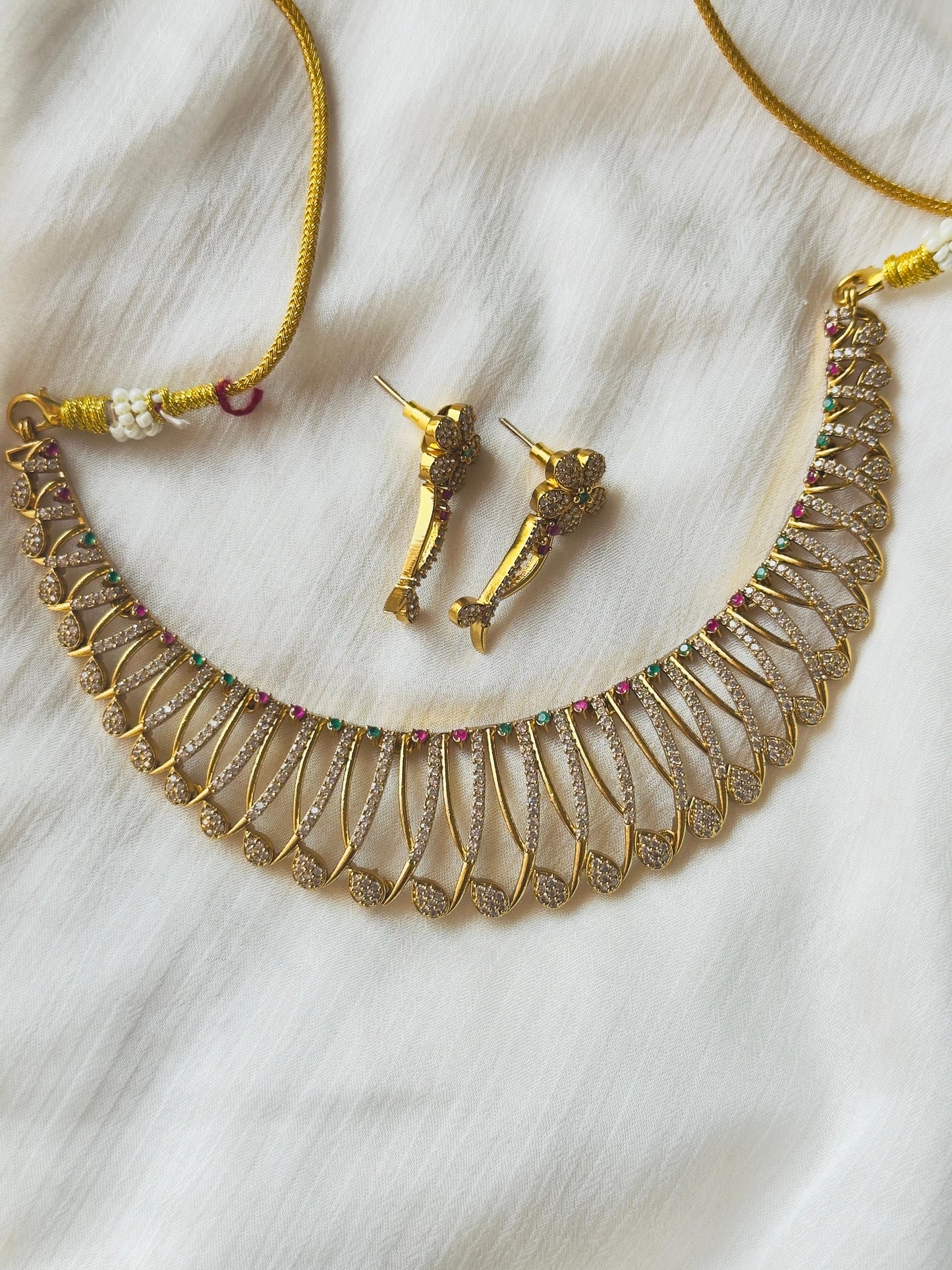 Luxury Fan-Style 18K Gold-plated Necklace Set