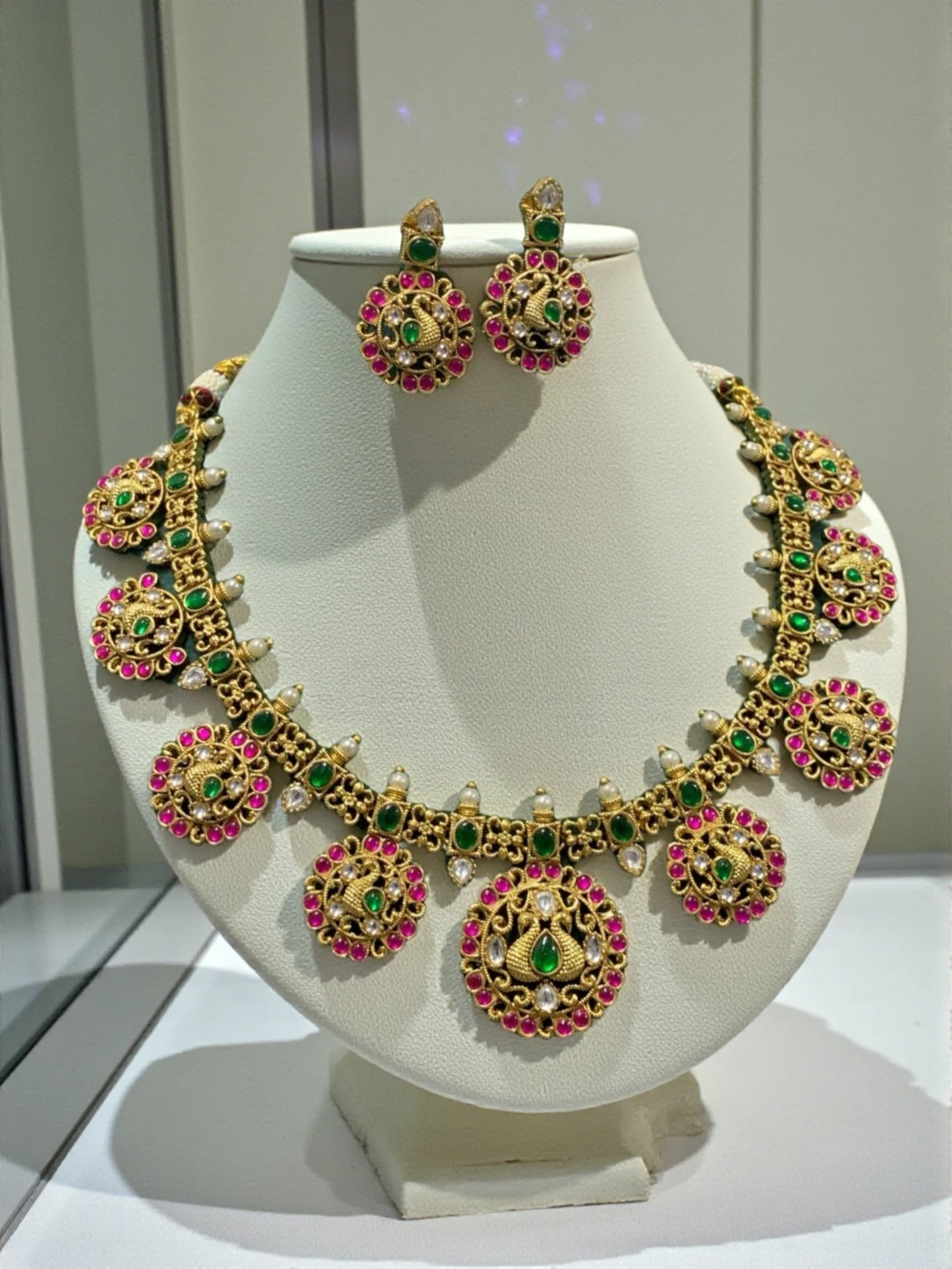 Meenakshi Jadau Antique Necklace Set