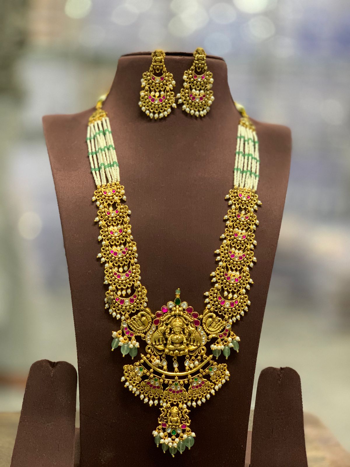 Shiromani Long Jadau Antique Necklace Set