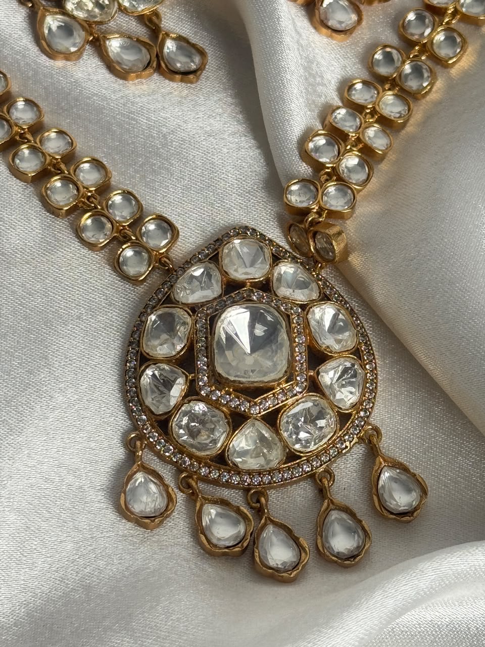 Laasya Moissanite Necklace Set