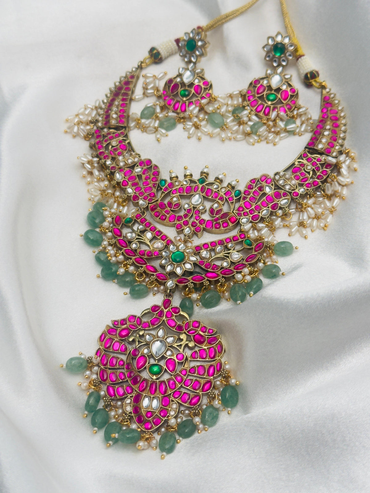 Grand Jadau Necklace Set